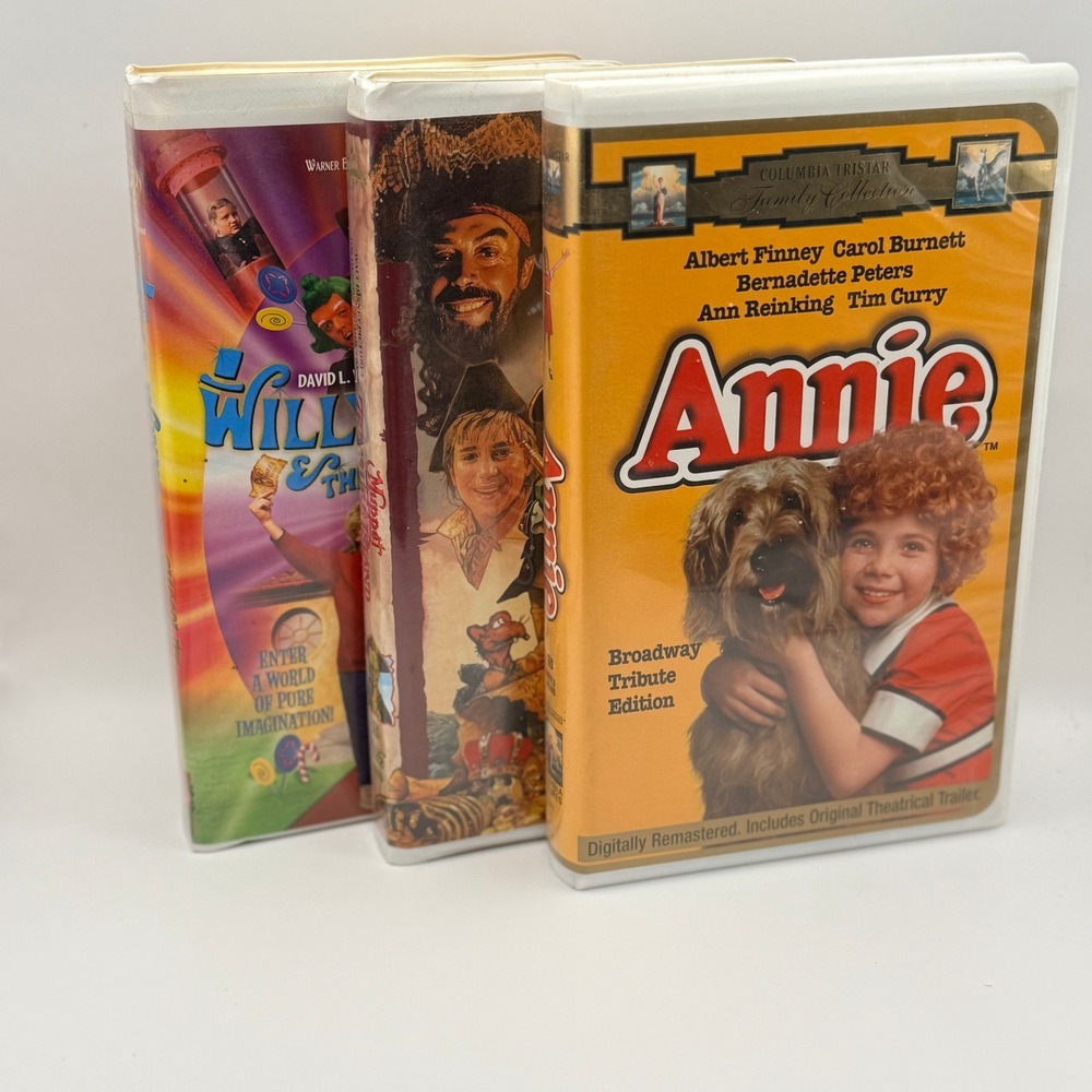 Annie Broadway Tribute Muppet Treasure Island Willy Wonka VHS 3 Movie Lot